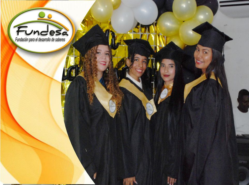 Estudiantes de Auxiliar de Enfermería de FUNDESA - Carepa
